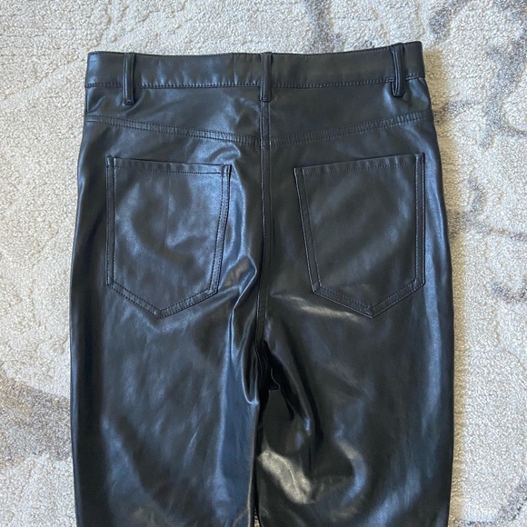 Wilfred Free // High-Waisted Vegan Leather Pants // Size 4 // Black - Picture 8 of 9